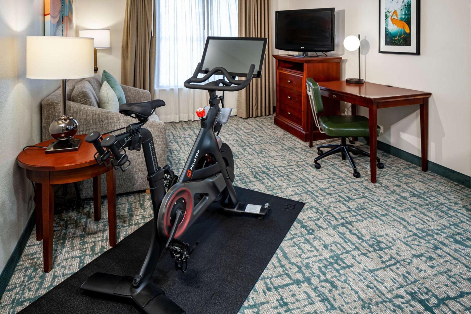 Homewood Suites By Hilton Gainesville Exteriör bild