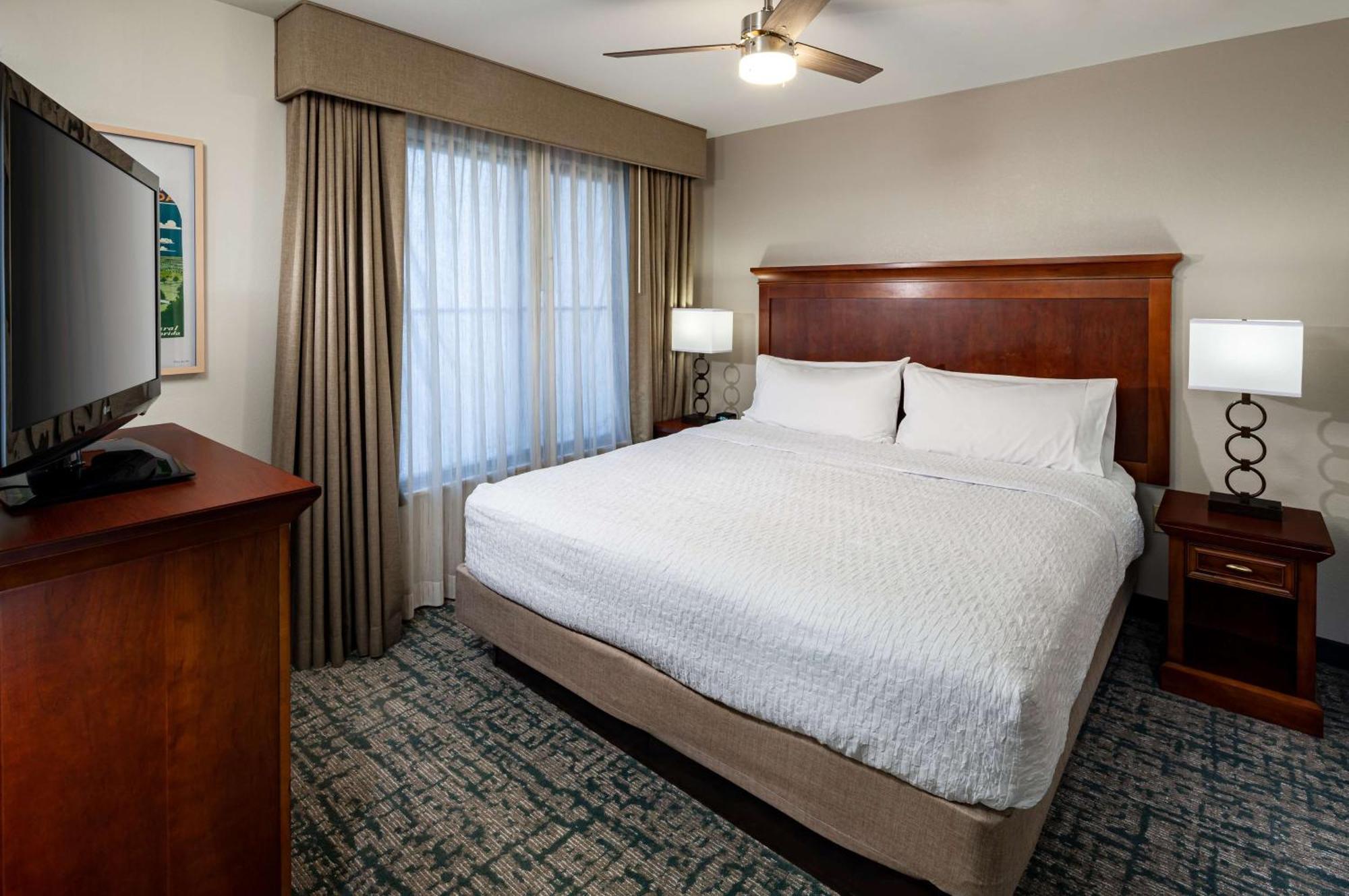 Homewood Suites By Hilton Gainesville Exteriör bild